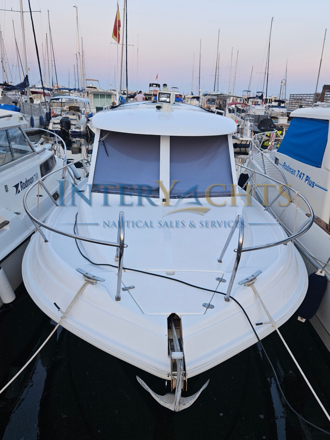 GUYMARINE EVADA 740