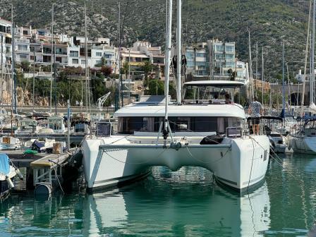 Lagoon 42 Catamarán