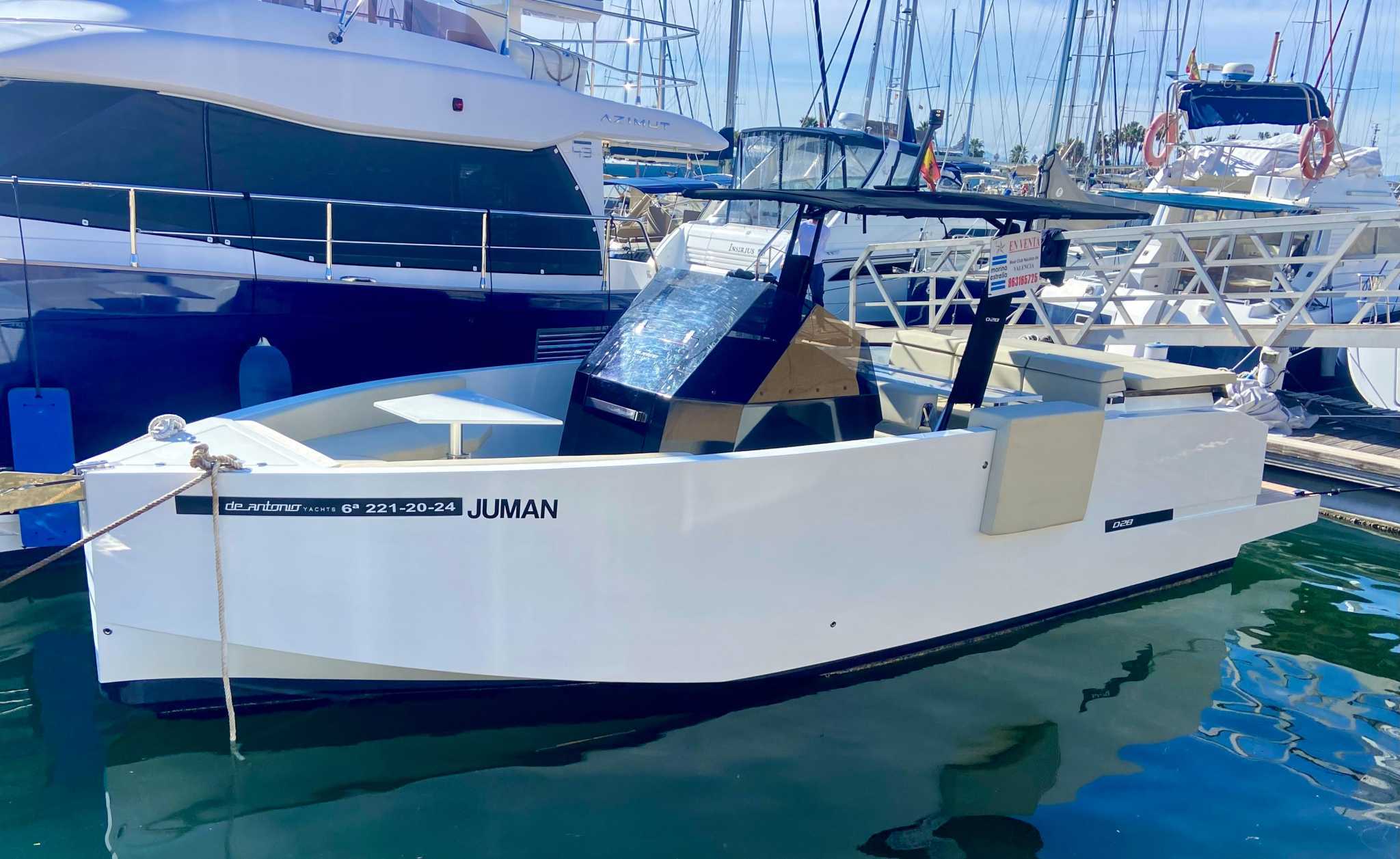 De Antonio Yachts 28 Open