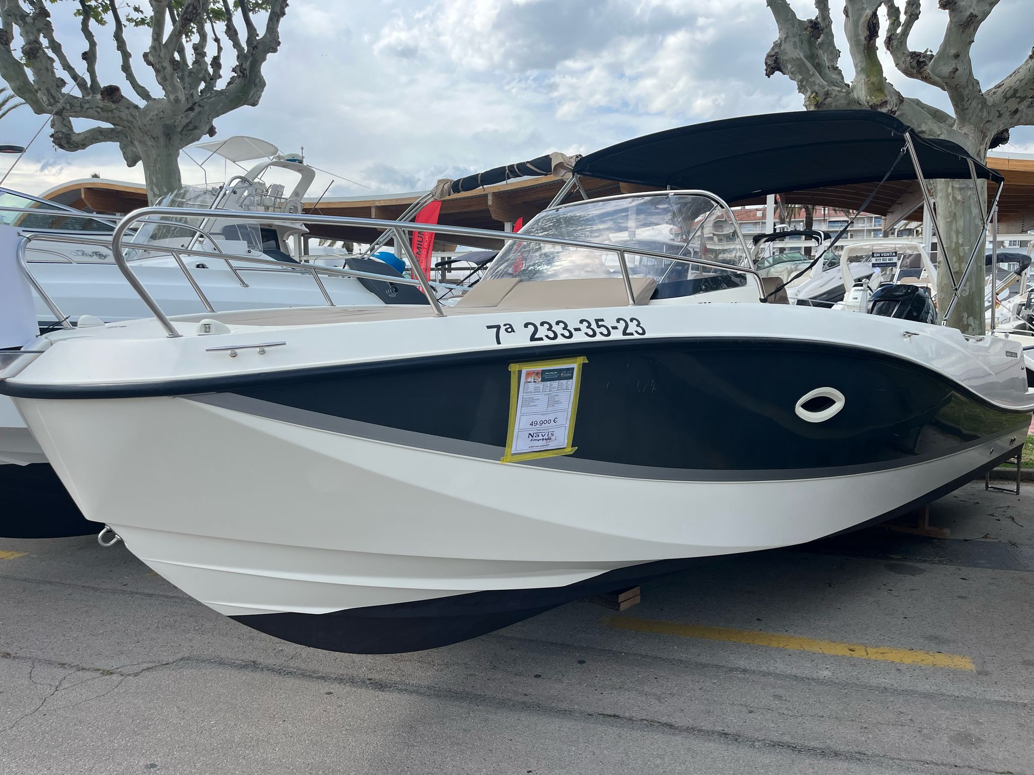 QUICKSILVER 755 ACTIV SUNDECK