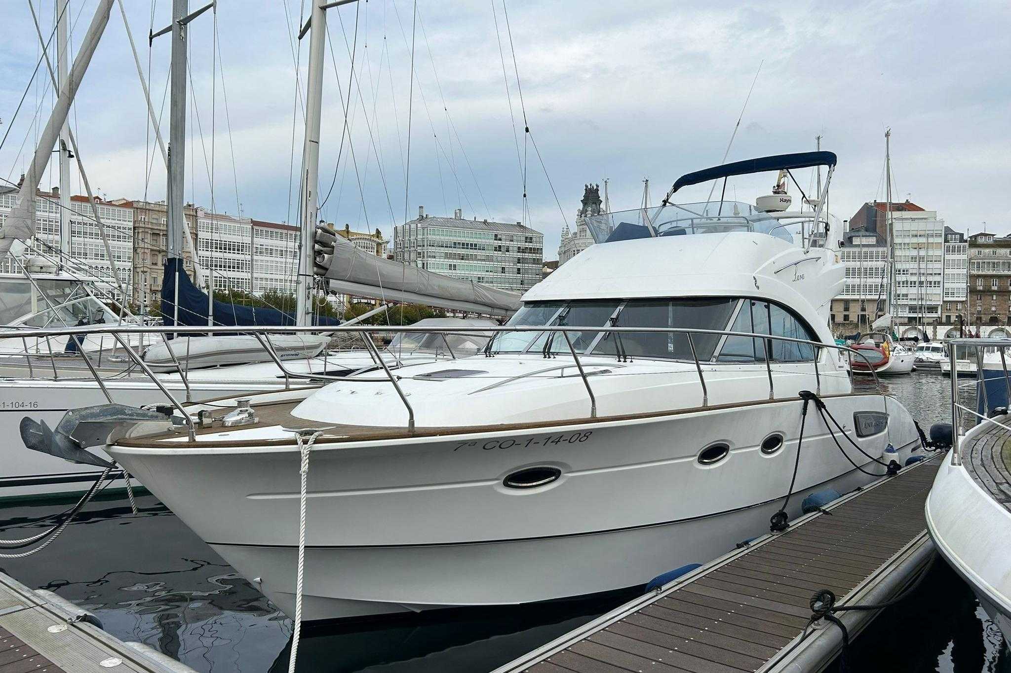 Beneteau Antares 12
