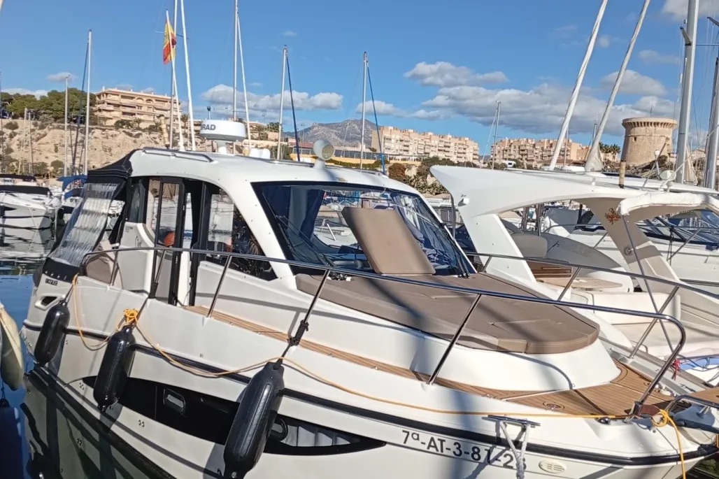 Quicksilver Activ 905 Weekend