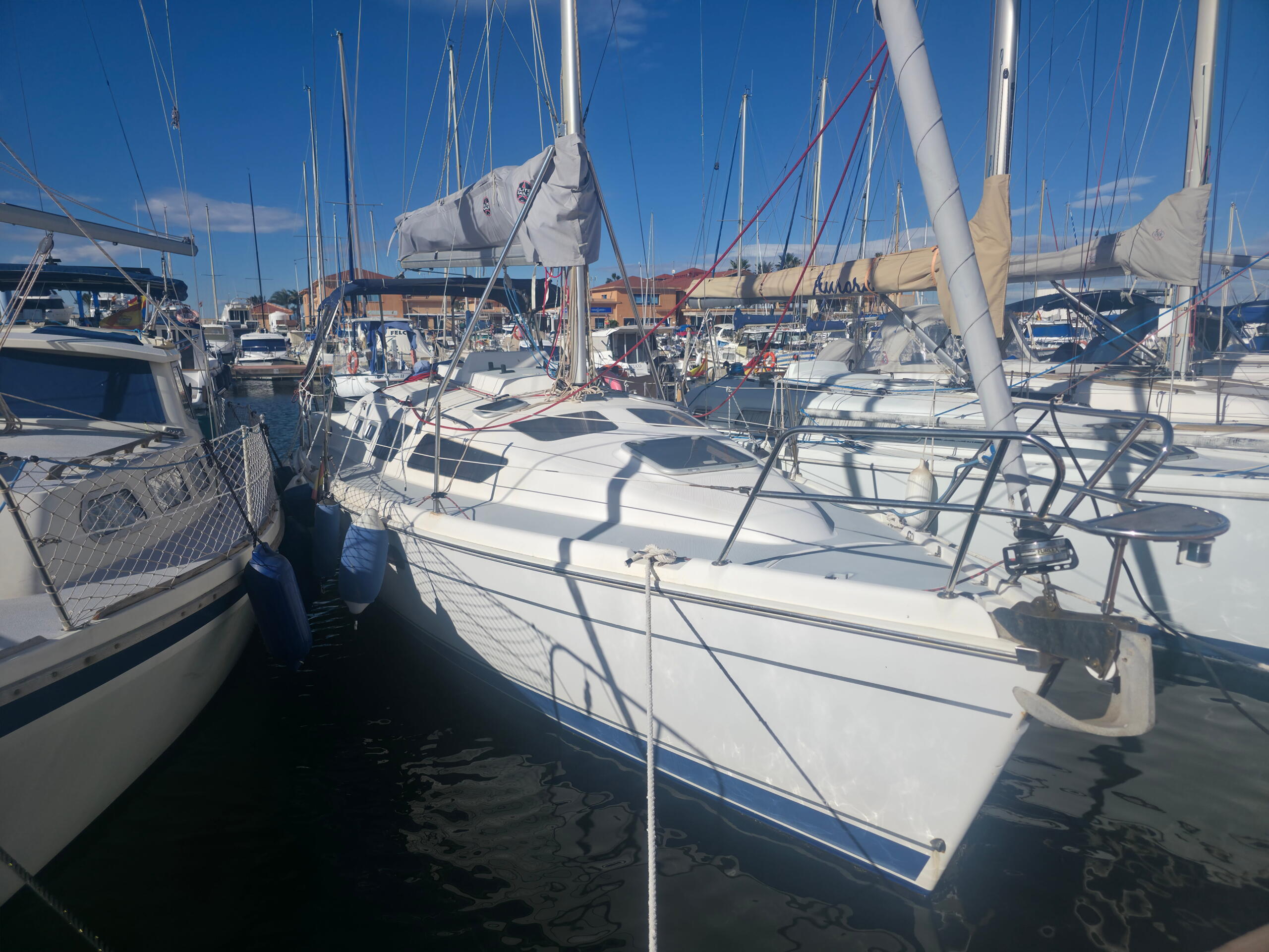 Hunter 326