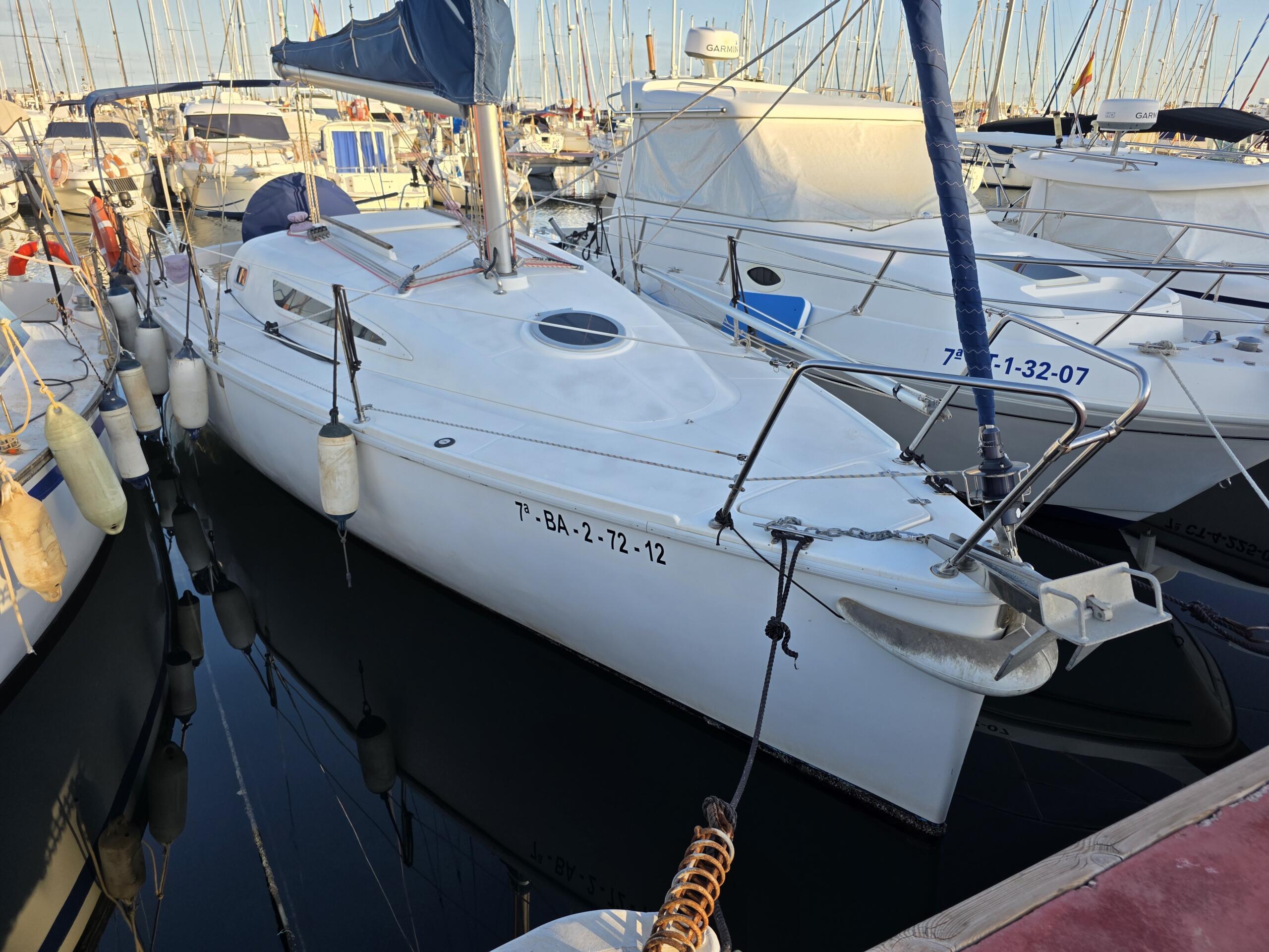 TUCANA SAIL 28