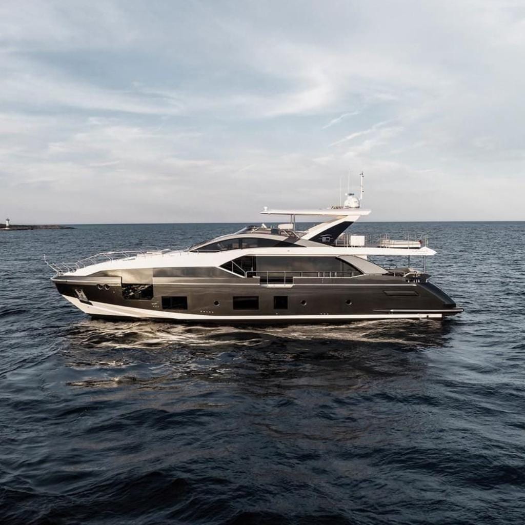 Azimut Grande 27M