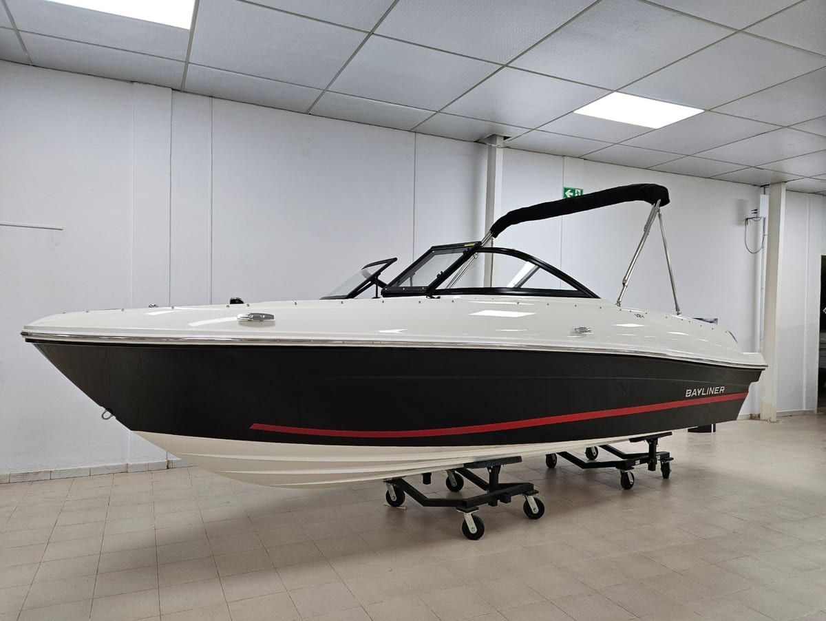 Bayliner VR4